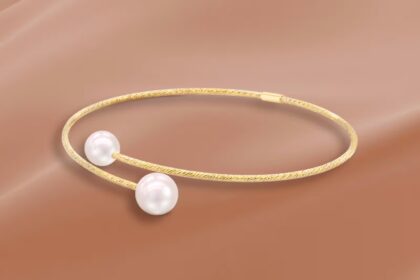 greta bangle 1