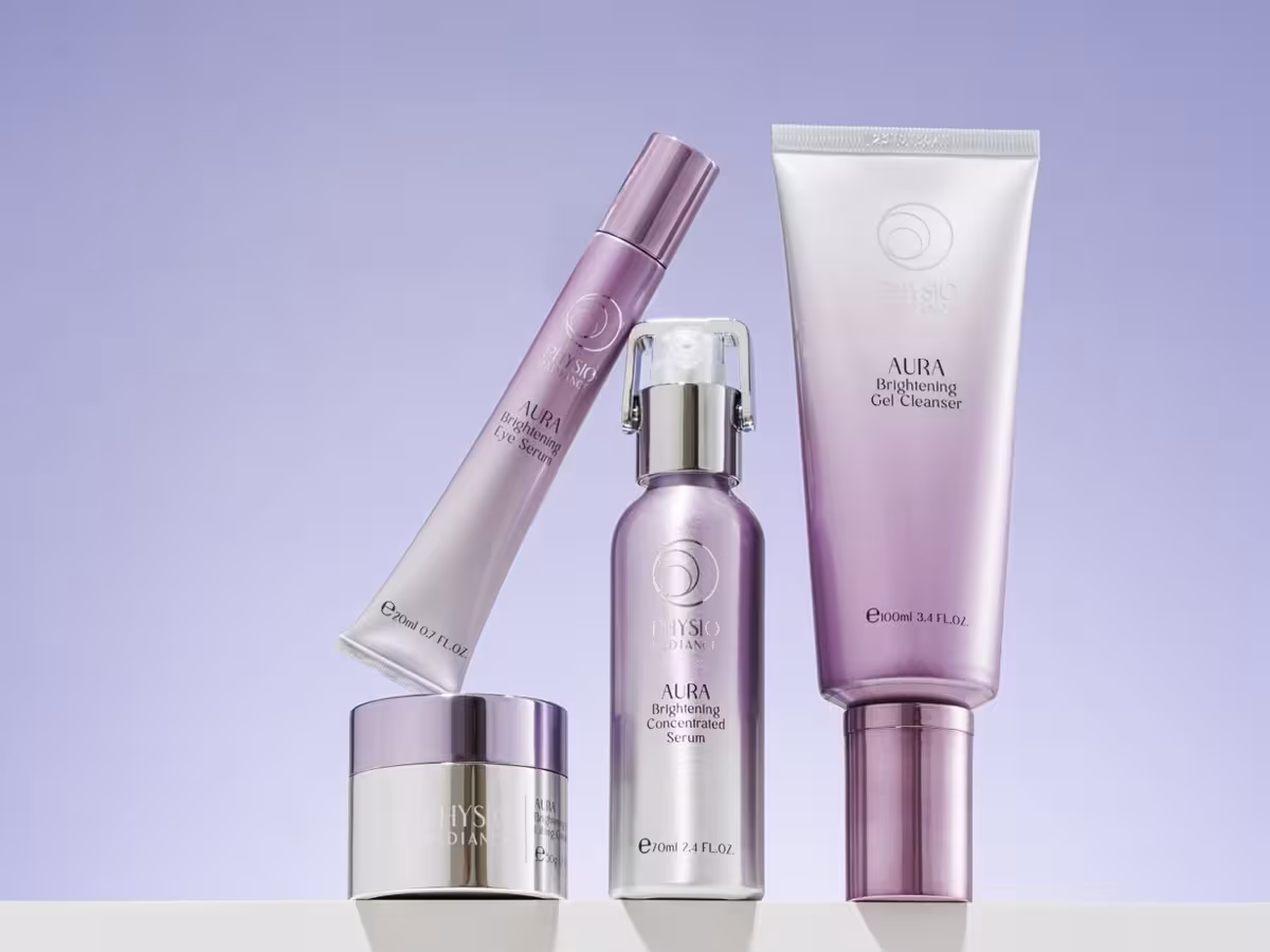Physio Radiance Aura сет на светло фиолетовом фоне